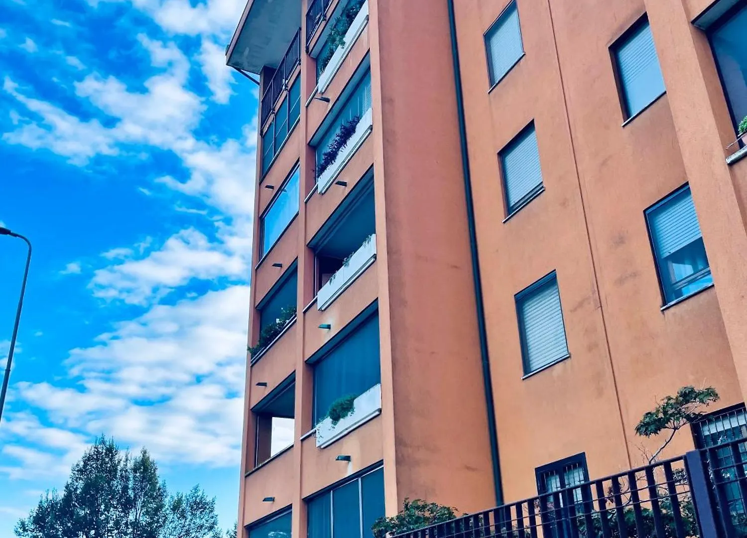 Nuova E Comoda Milan Apartment